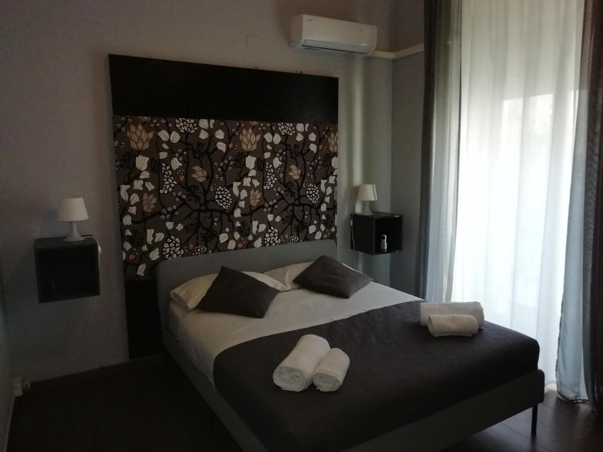 Mansarda In Palazzo D'Epoca Apartment Catania Ngoại thất bức ảnh