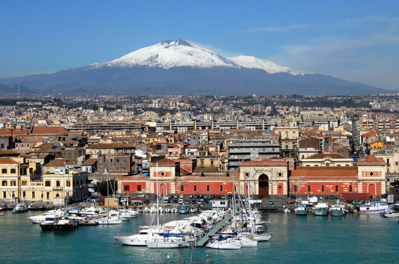 Mansarda In Palazzo D'Epoca Apartment Catania Ngoại thất bức ảnh